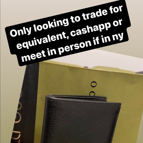 GUCCI Men’s authentic GG Marmont leather bi-fold wallet - Picture 2 of 9